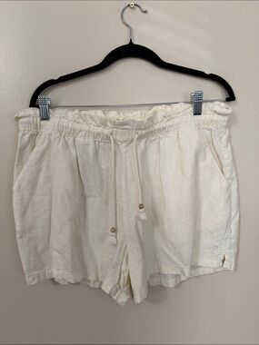 Hang Ten Cream Drawstring Ruffled Waist Shorts